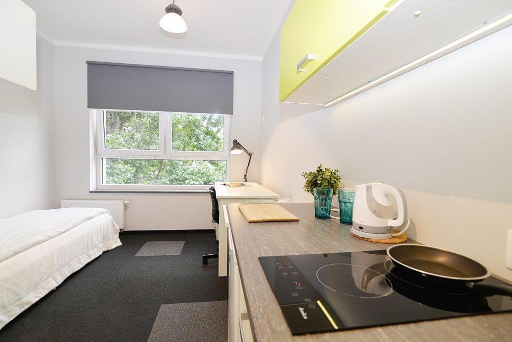 Chillout Dorm Lodz Aparthotel Exterior photo
