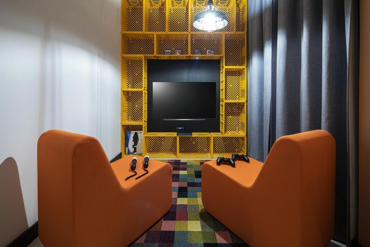 Chillout Dorm Lodz Aparthotel Exterior photo