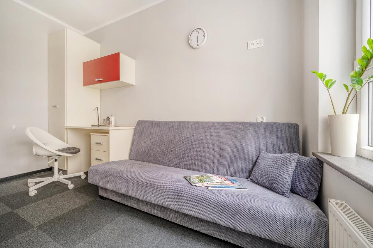 Chillout Dorm Lodz Aparthotel Exterior photo