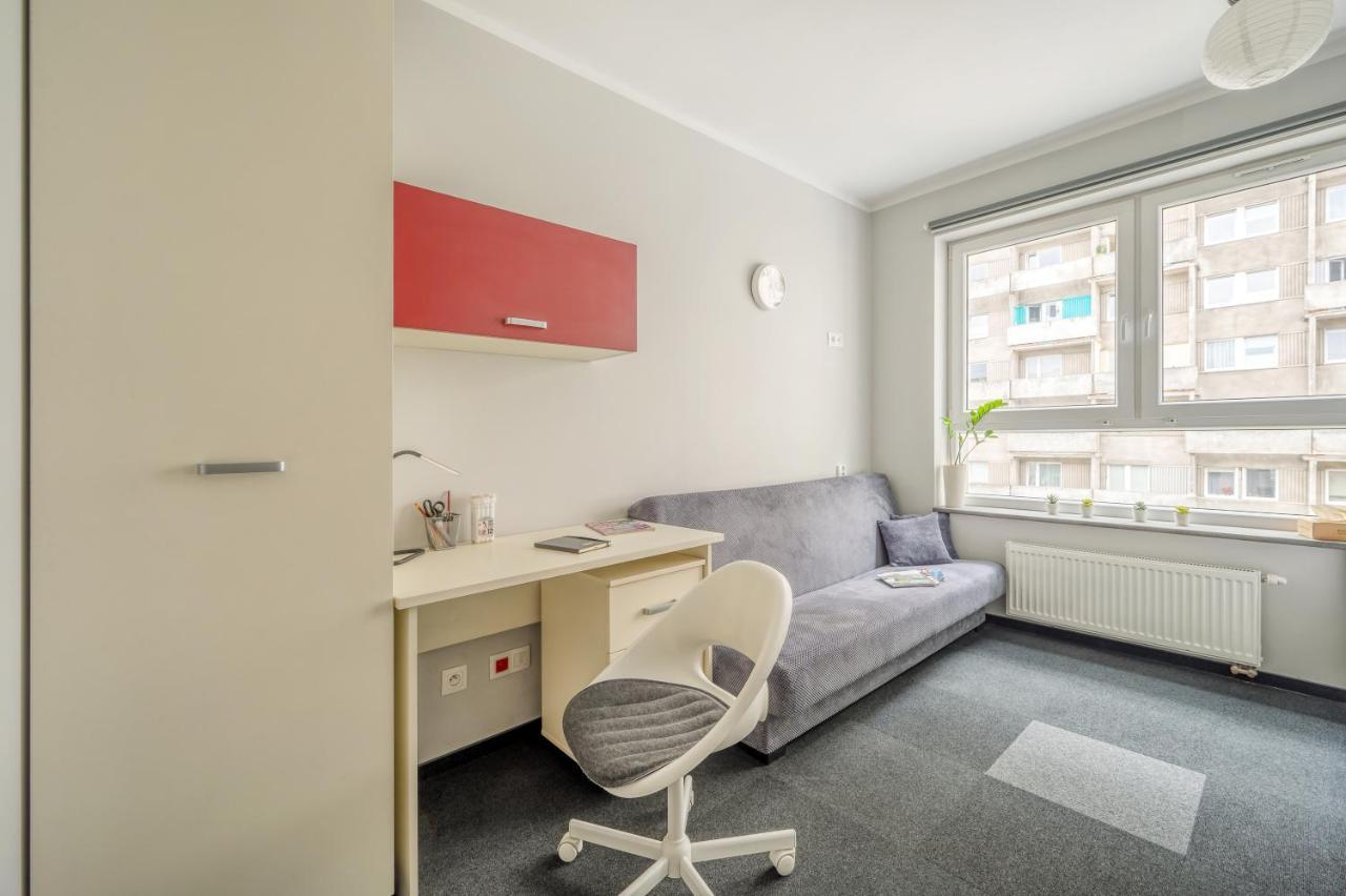 Chillout Dorm Lodz Aparthotel Exterior photo